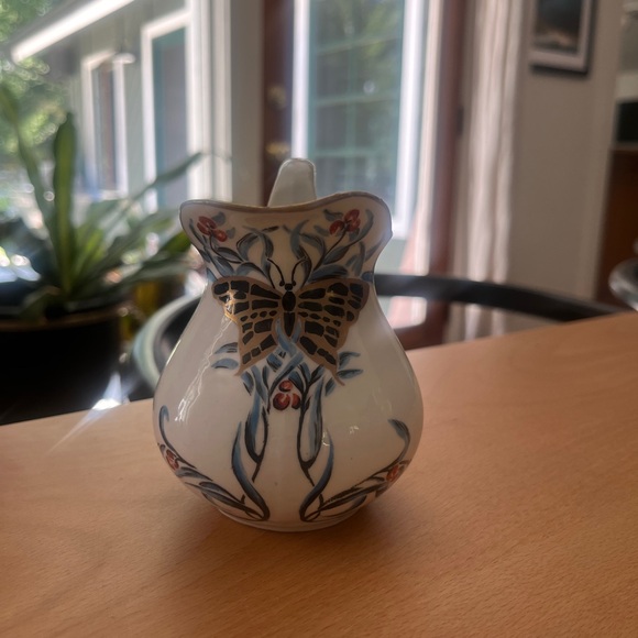 Ceramic coffee creamer dispencer - Picture 3 of 6